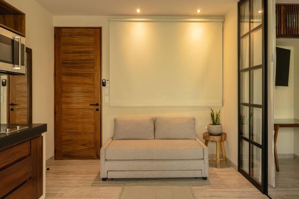 New 1 Bedroom - Apartment