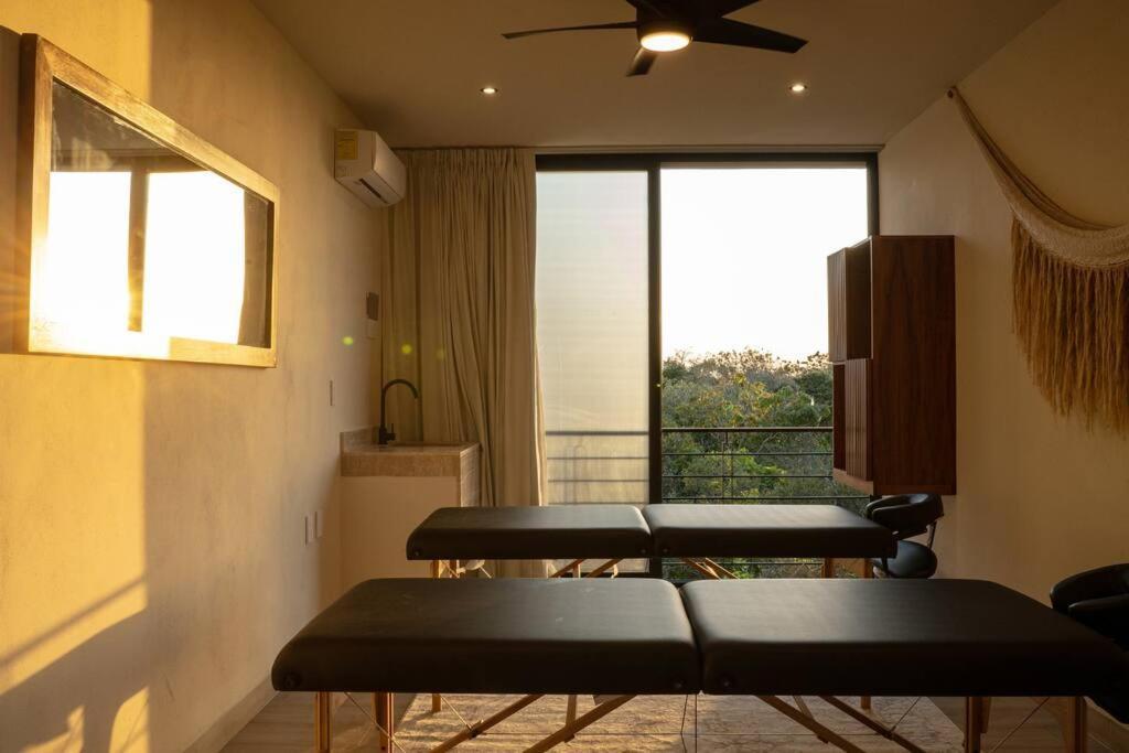 New 1 Bedroom -